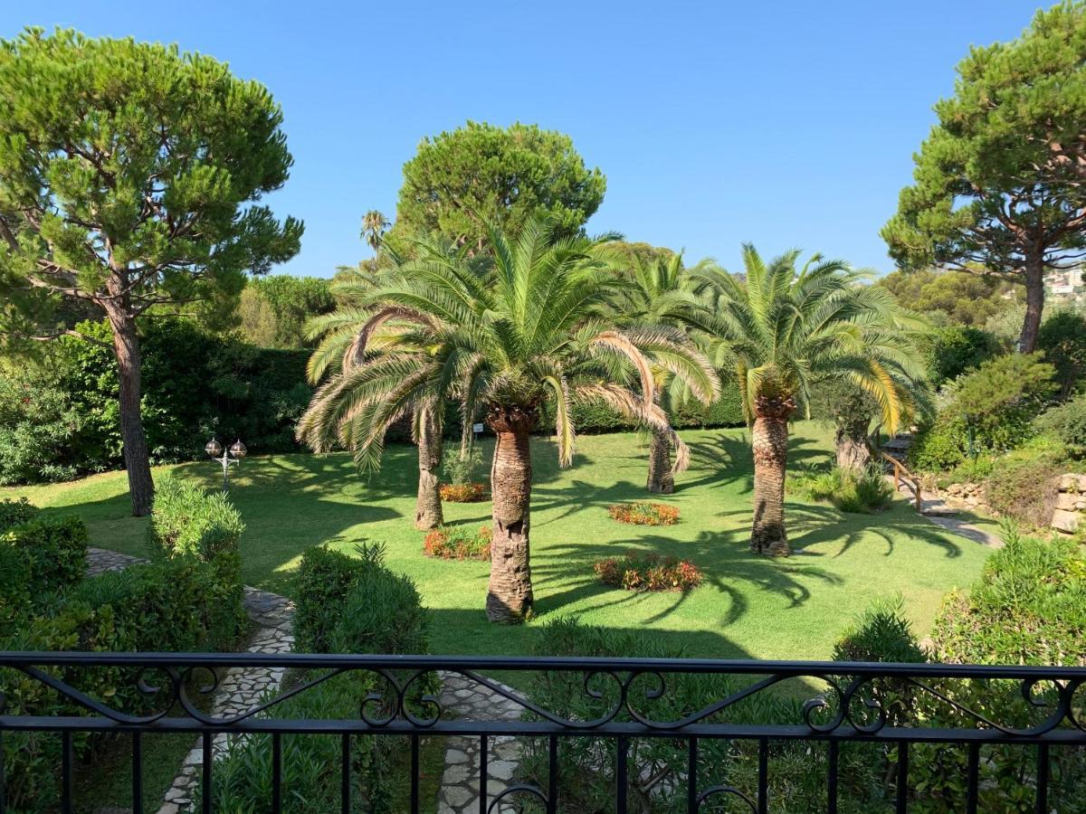 Appartement Agreable En Bord De Mer Villefranche-sur-Mer Eksteriør billede